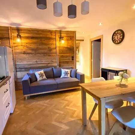 Gite Avec Jacuzzi Privatif Crots Exterior photo
